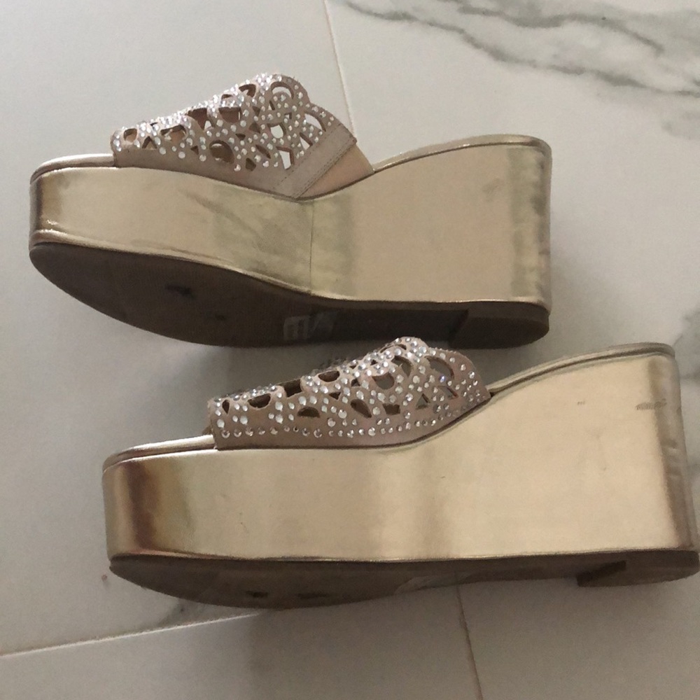 Wedges - Picture 2 of 3